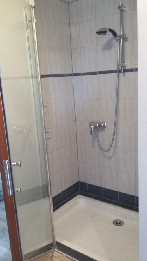 Apartament La Ferme Du Nizon Valeille Zewnętrze zdjęcie